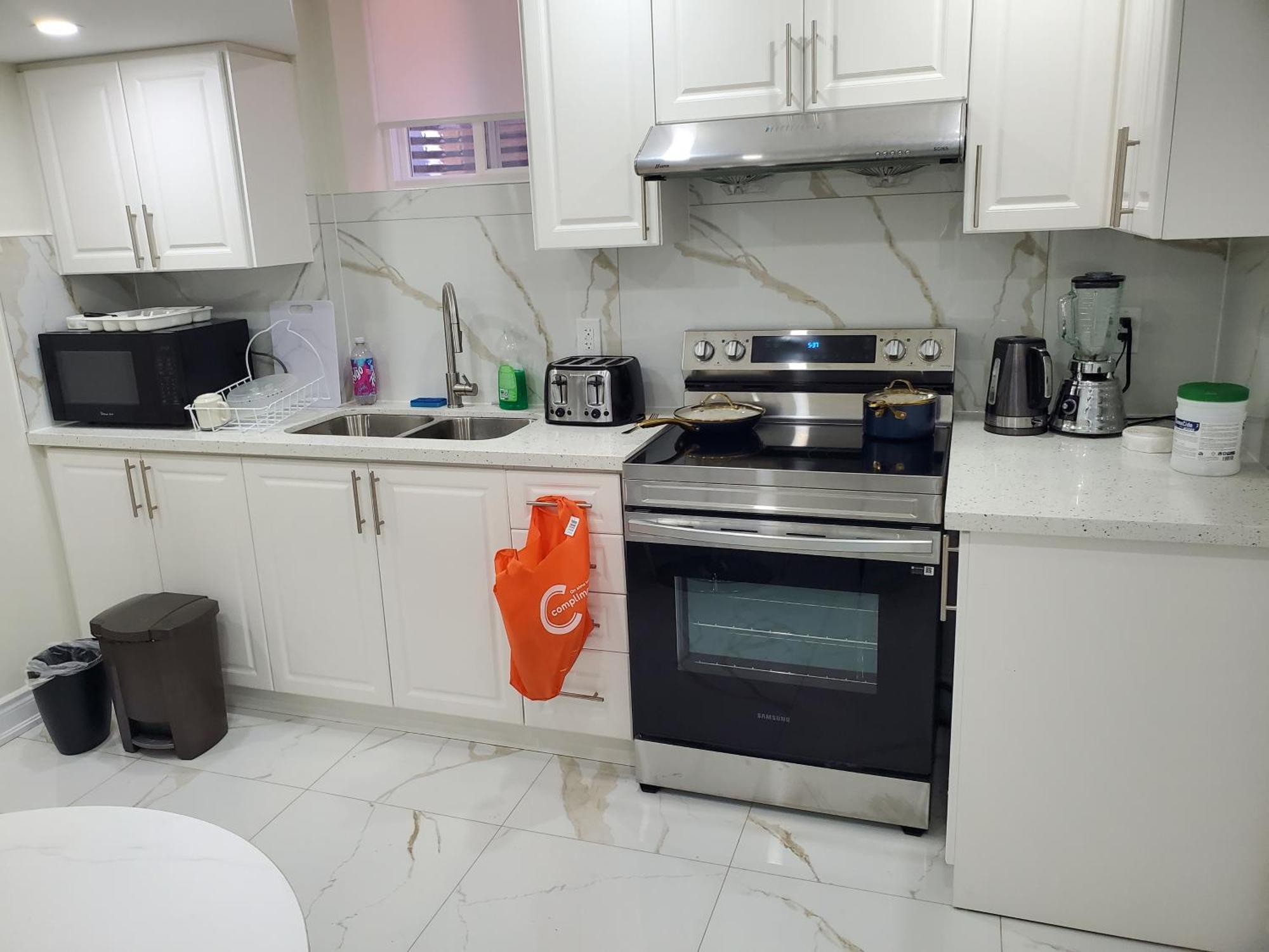 Raesabu Guest House 布兰普顿 外观 照片